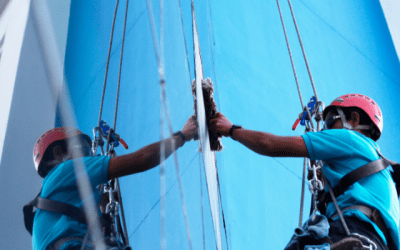 Jasa Rope Access Cleaning dan Gondolaman untuk Pembersihan Kaca Bangunan